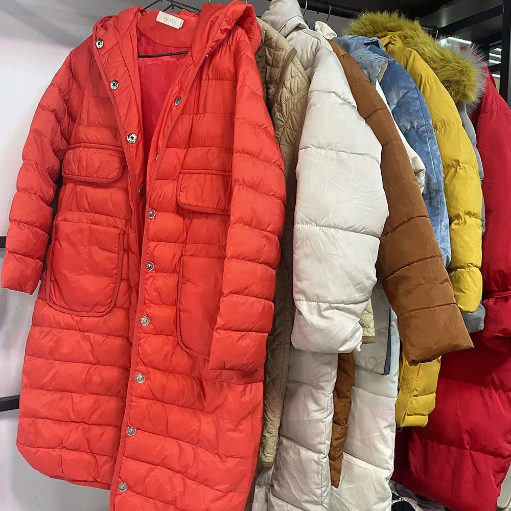 What are the best colors for long puffer coats?