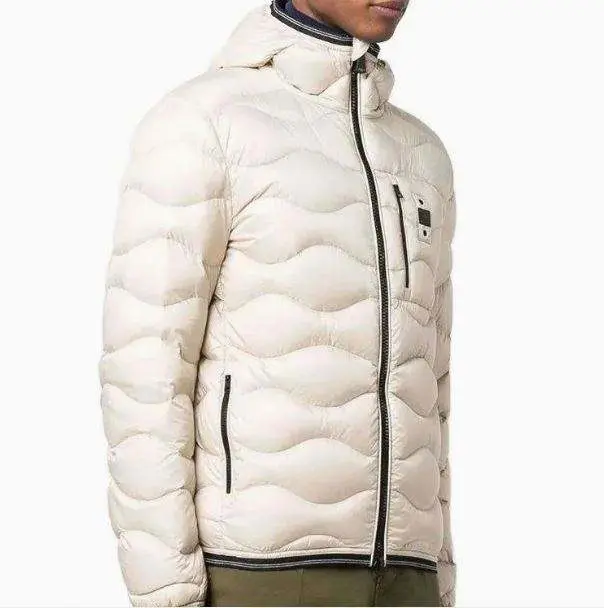 How important is jacket weight for winter hiking?