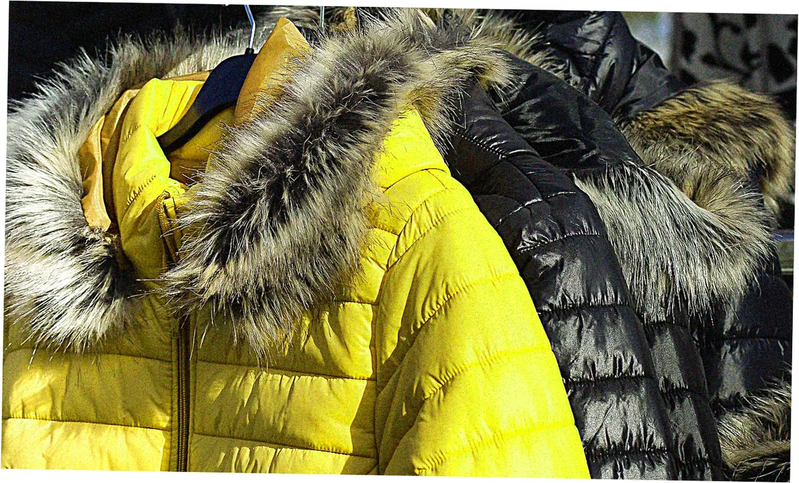 What makes a silent down jacket? It's not just about warmth.