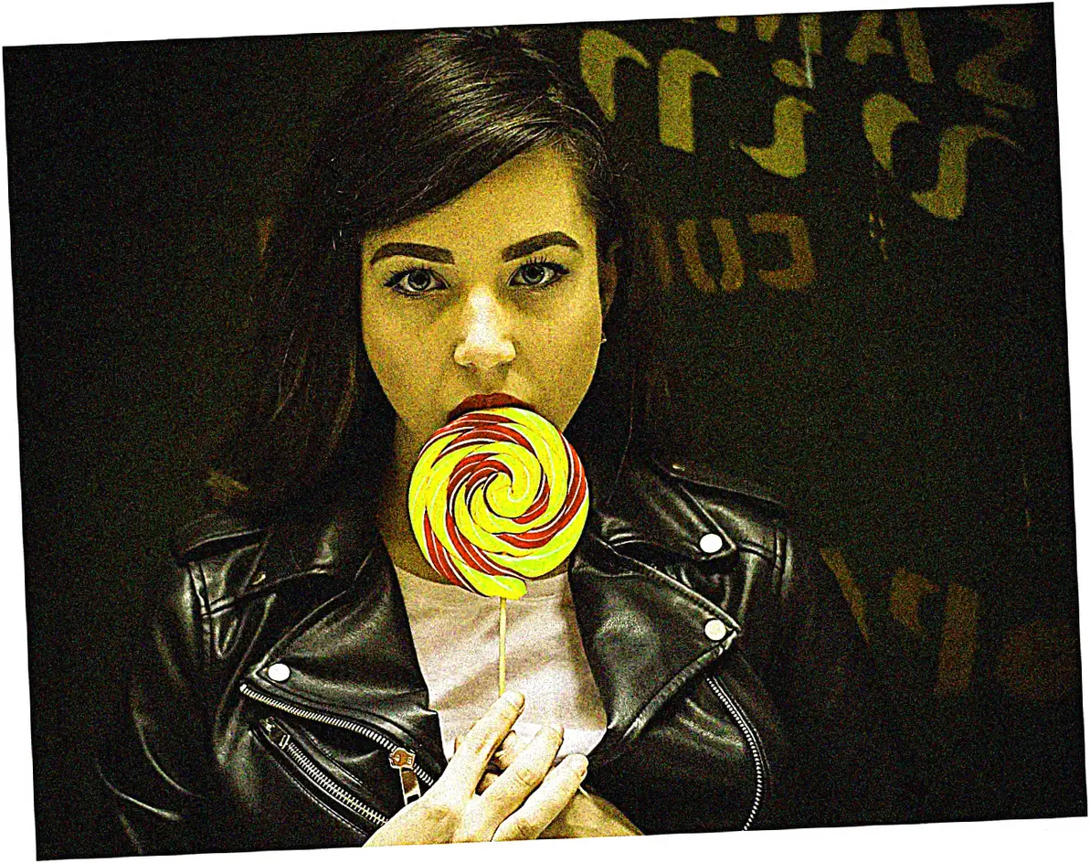 Let's talk about down ski jackets and their technical features for winter sports.