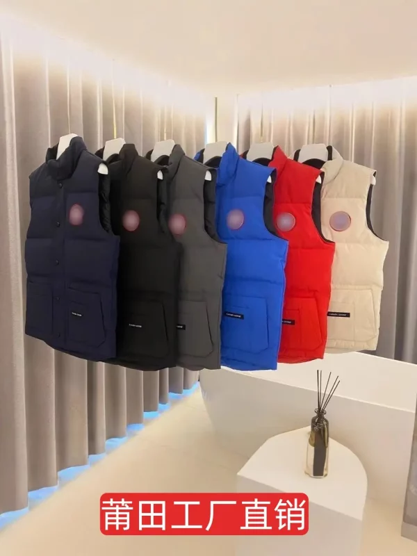 Canada Goose Super Clone Vest 700 Fill Down